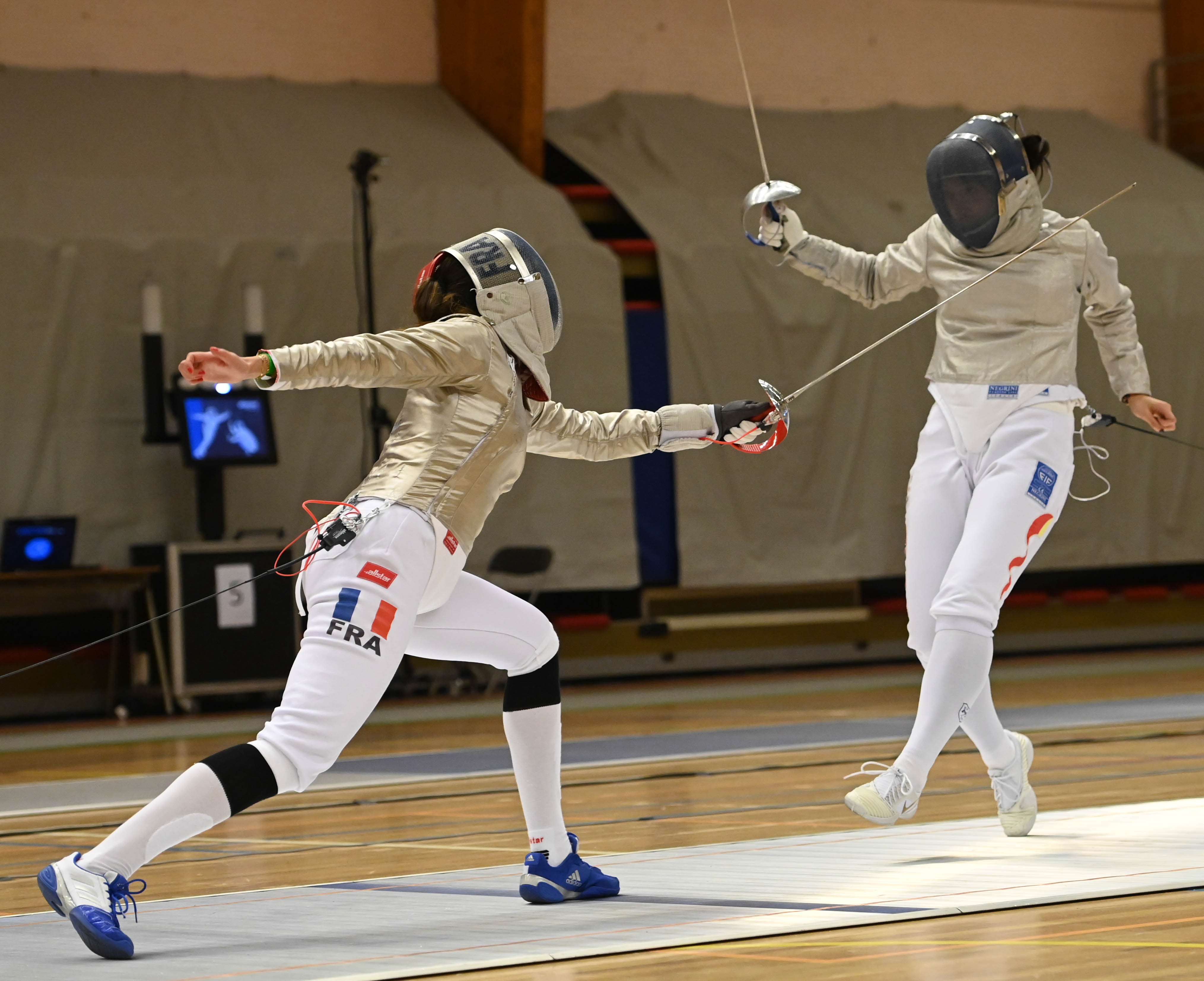Fencing Sabre Sizes At Sandra Steele Blog